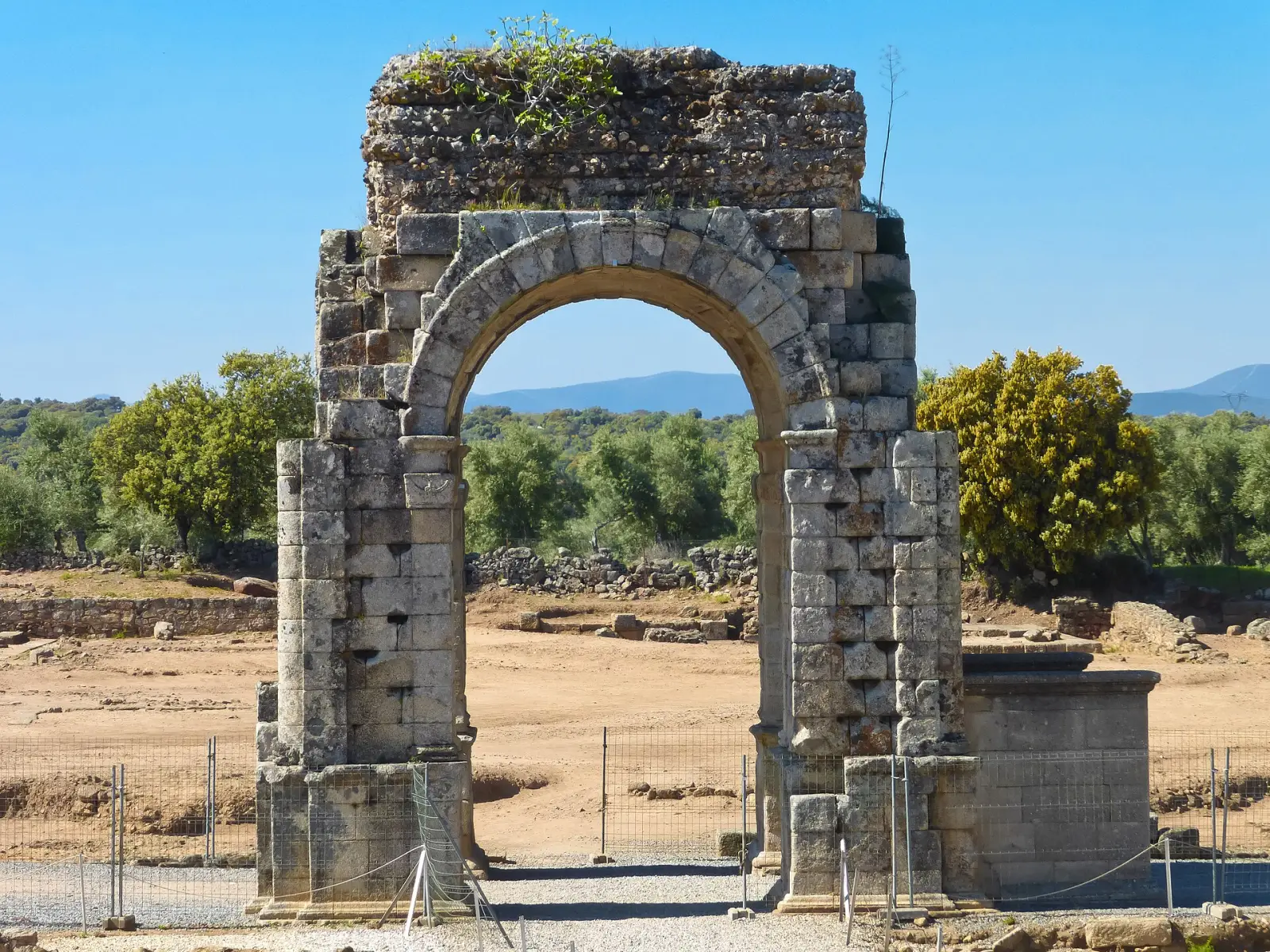 Foto de Arco de Cáparra